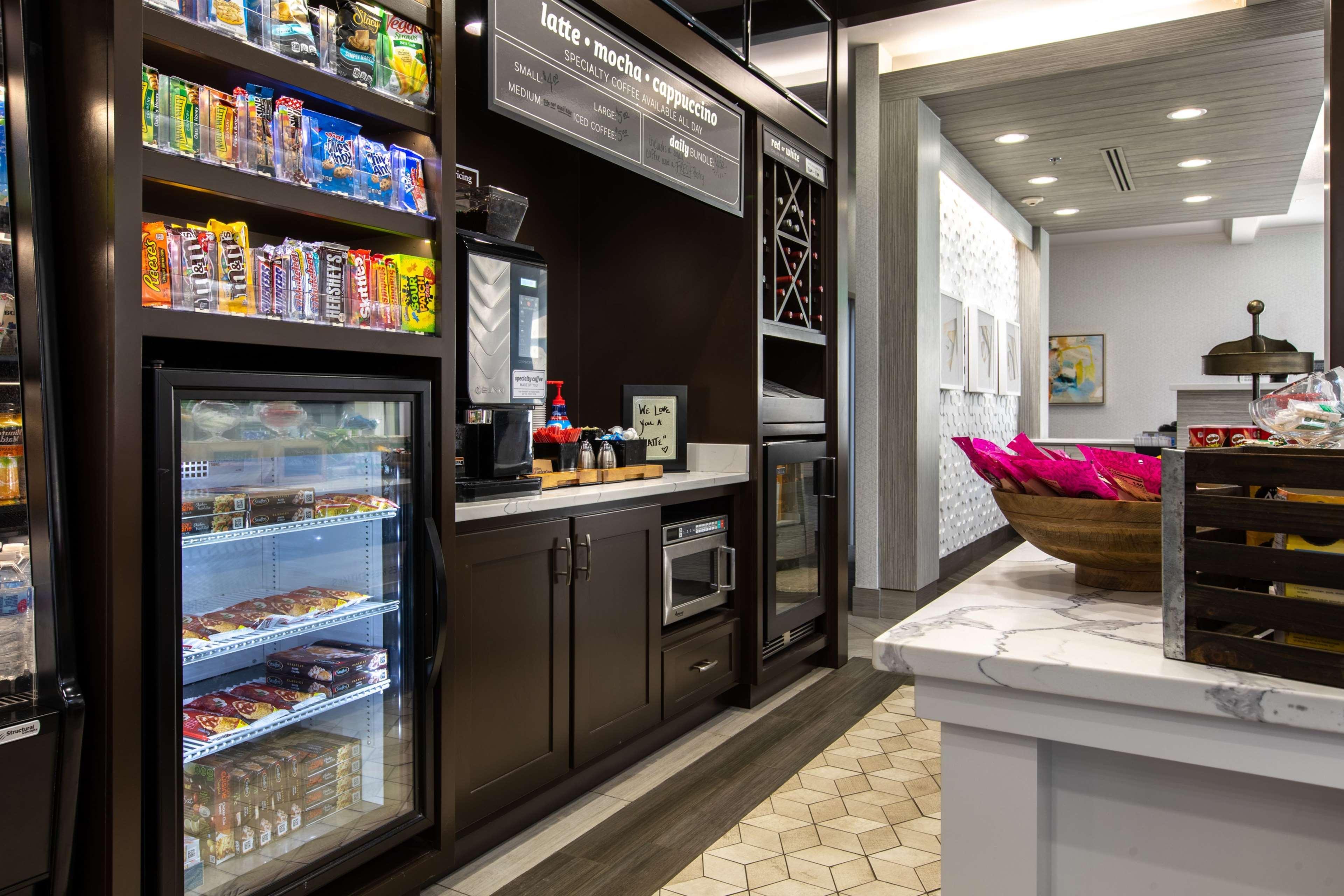 Hilton Garden Inn Lynchburg Eksteriør bilde