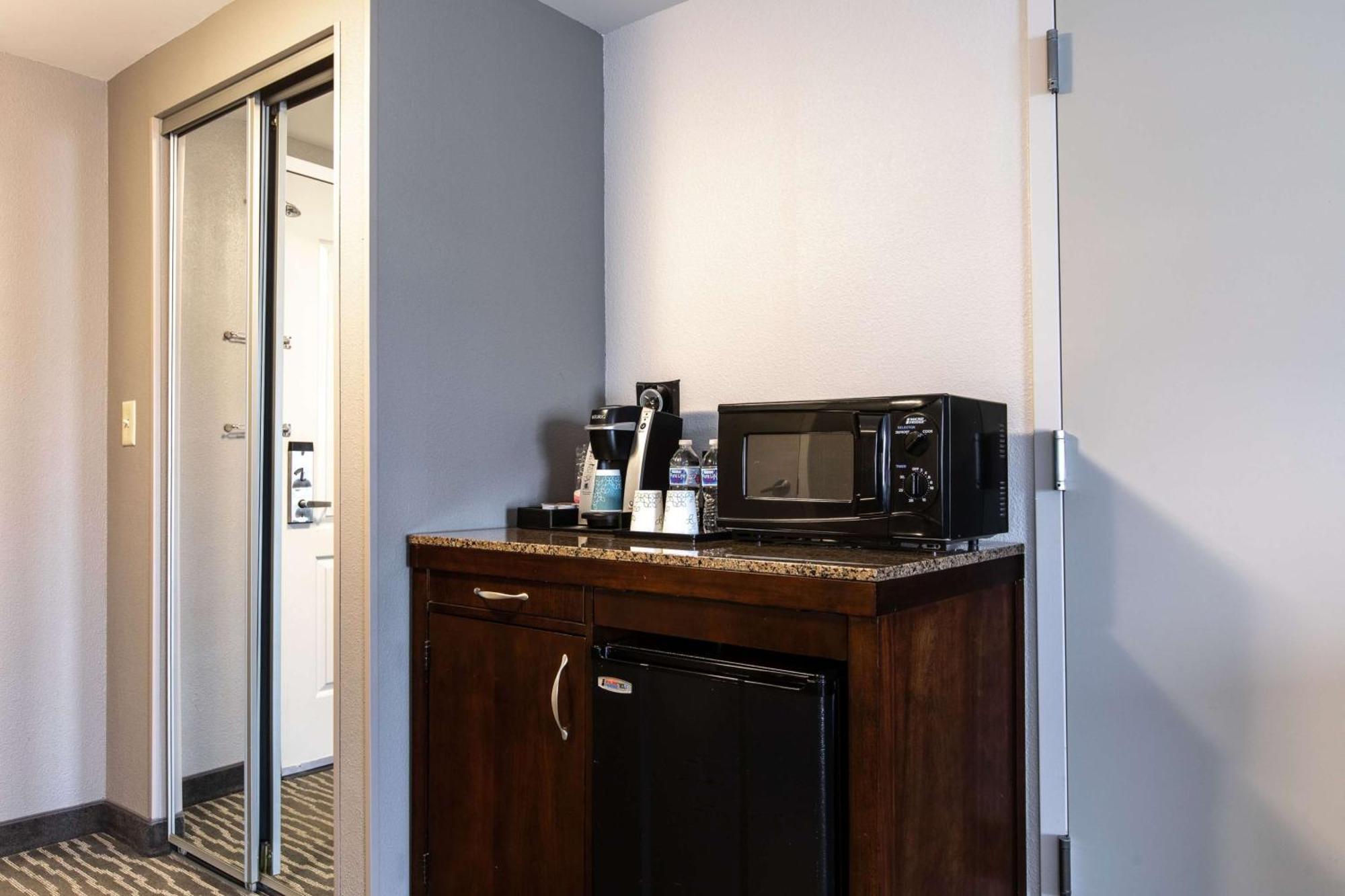 Hilton Garden Inn Lynchburg Eksteriør bilde